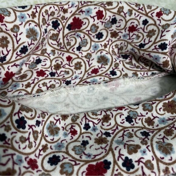 Autumn floral turtleneck - Picture 6 of 6